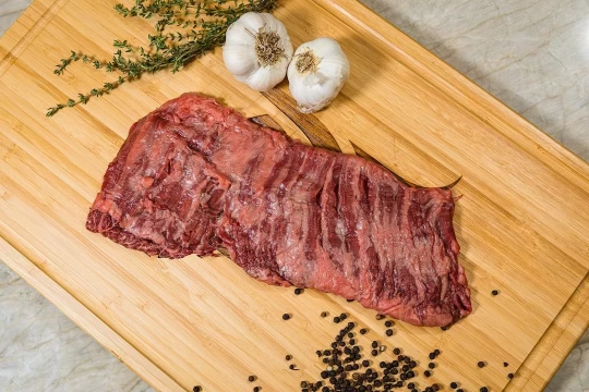 Wagyu Skirt Steak | BMS 6-7